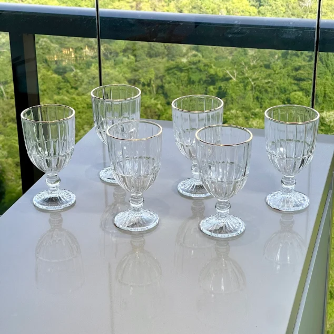 Set of 6 wine glasses of Glass Cristalle with gold rim 360ml