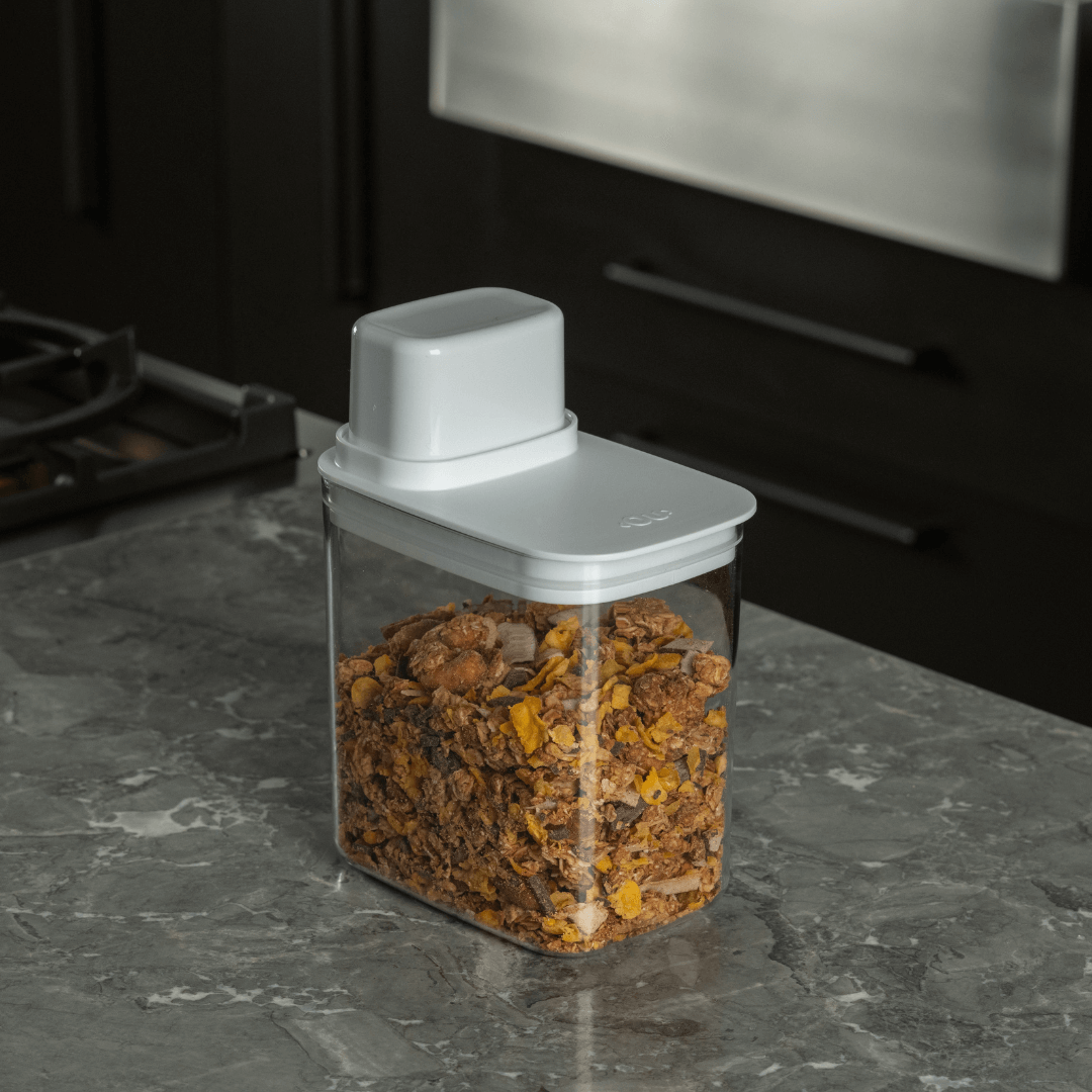 Airtight container with measuring lid Drop White 1,5L