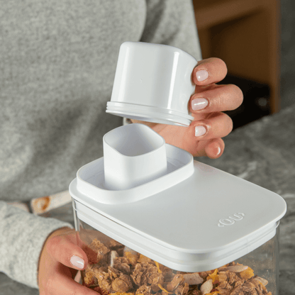 Airtight container with measuring lid Drop White 1,5L