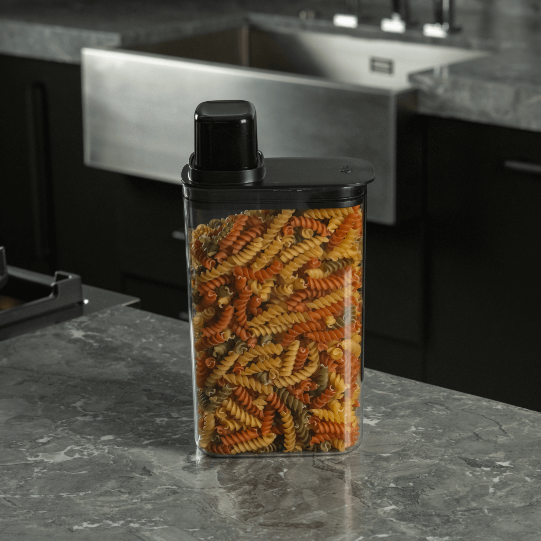Airtight container with measuring lid Drop Black 2,3L