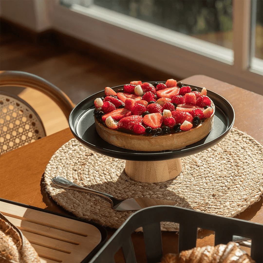 Cake stand plate Lume Black in bamboo with lid 27,5cm