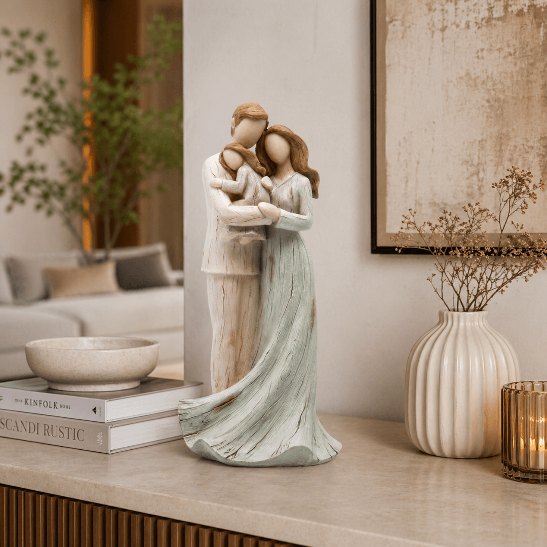 Decorative figurine of Family in resin 25cm