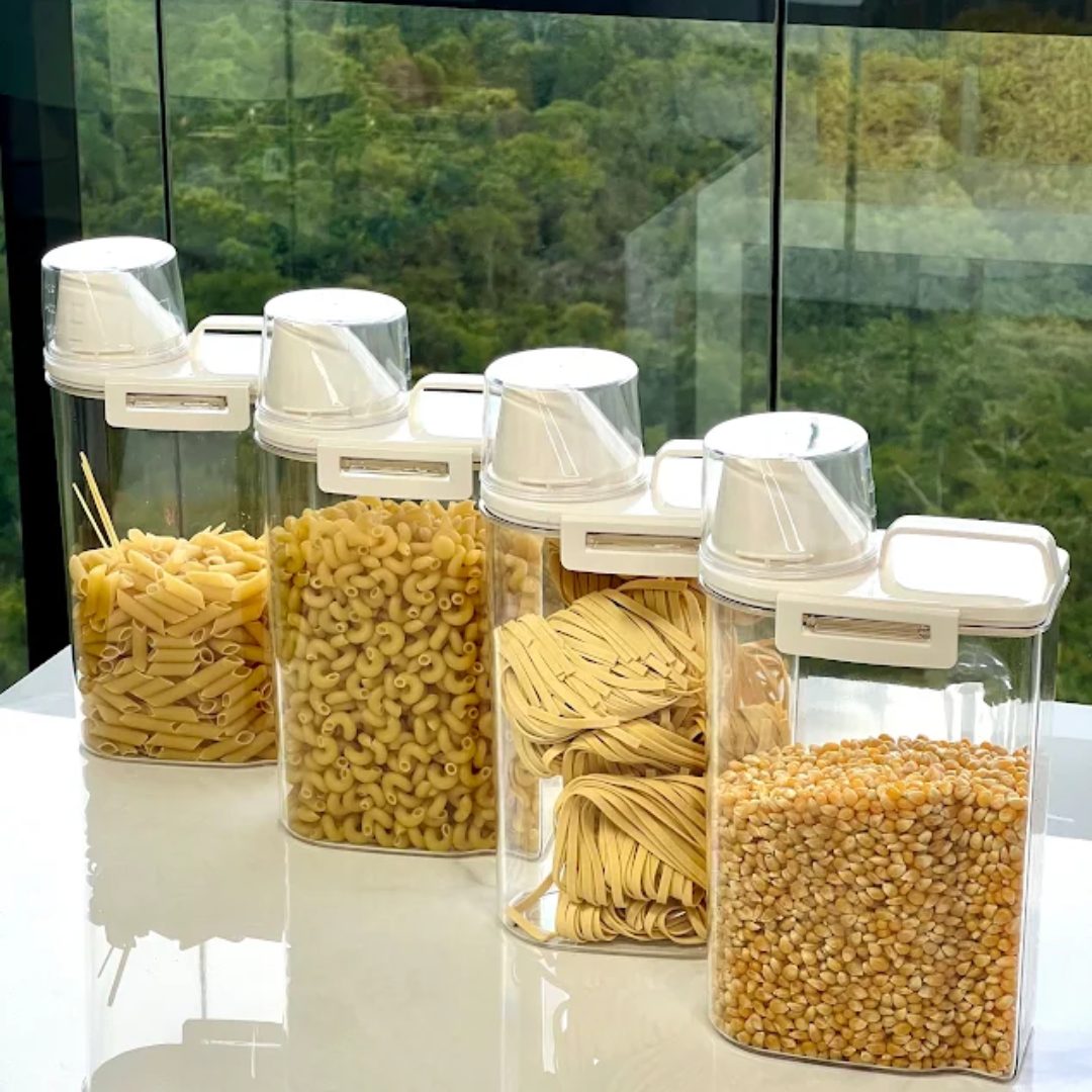 Kit 4 Airtight containers with Measuring cup 2,5 Liters Ela Decora