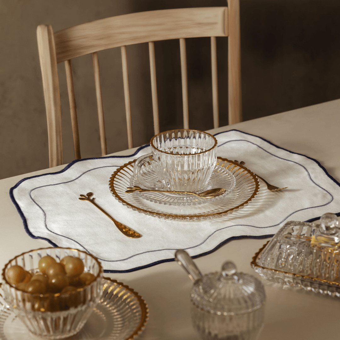 Set of 6-piece flatware Leaves Stainless steel Gold