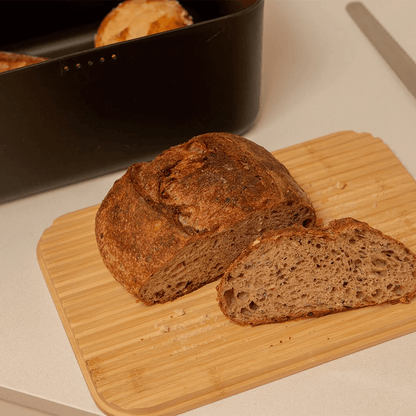 Bread box Lume Black with lid of Bamboo 9,5L